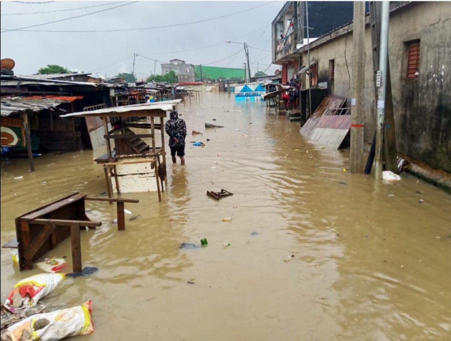 Côte d'Ivoire : Familles endeuillées par les inondations, Jean Louis Billon : « Ces drames ne sont pas une fatalité »