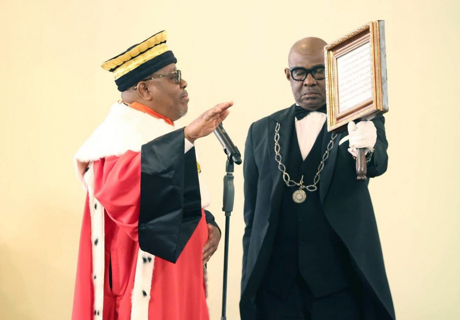 Côte d'Ivoire : Conseil d'Etat, Ibrahime Coulibaly-Kuibiert prête Serment et  prend officiellement fonction en présence du Vice-Président de la République