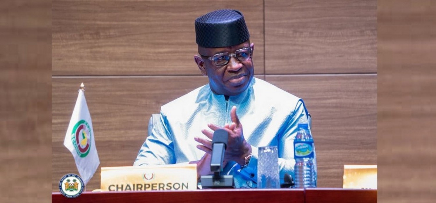 Sierra Leone :  Défi pour l'organisation du 69e sommet de la CEDEAO, la Chine offre 15 véhicules présidentiels