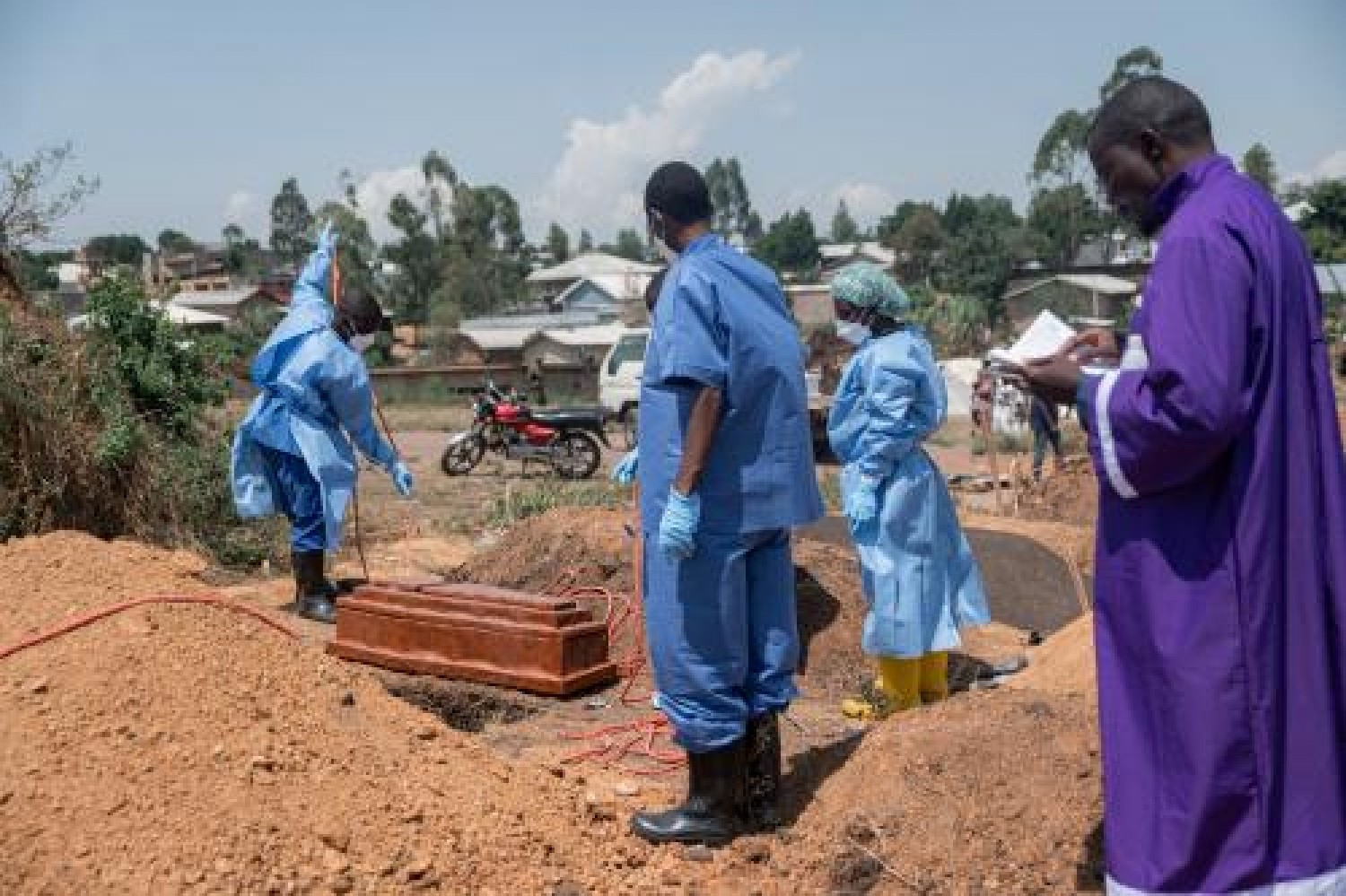 RDC : Double crise sanitaire, Ebola fait 600 morts et les médecins cessent le travail