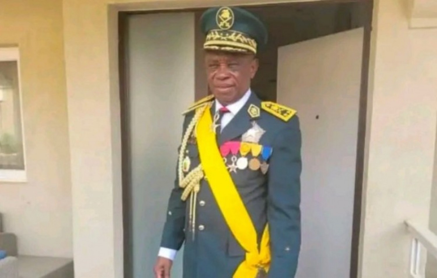 Cameroun : Décès en Inde du Général de Brigade Ezo'o Mvondo, Commandant de la RMIA1, 3e général qui décède en 4 mois