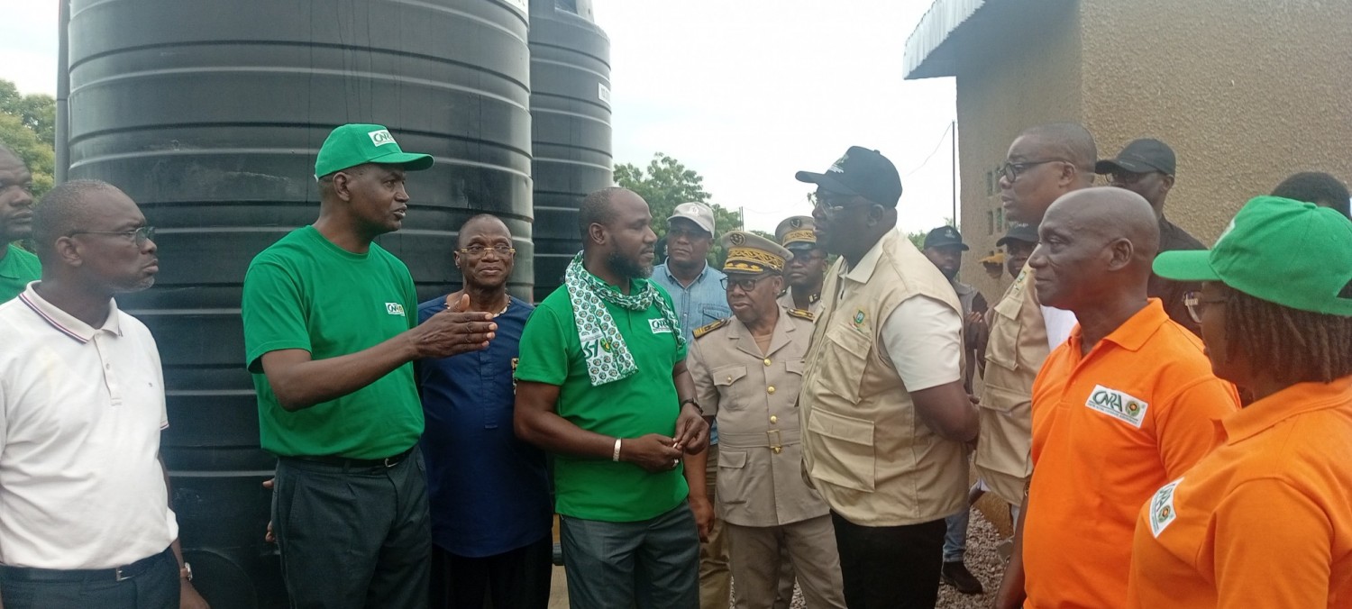 Côte d'Ivoire : Ferké, le ministre Kini Comoe promet la réhabilitation de la station du Cnra