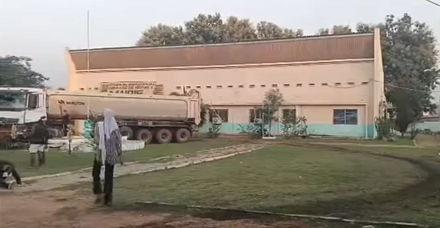 Côte d'Ivoire : Séguéla, un camion hors de contrôle percute la mairie, une femme tuée et deux blessés