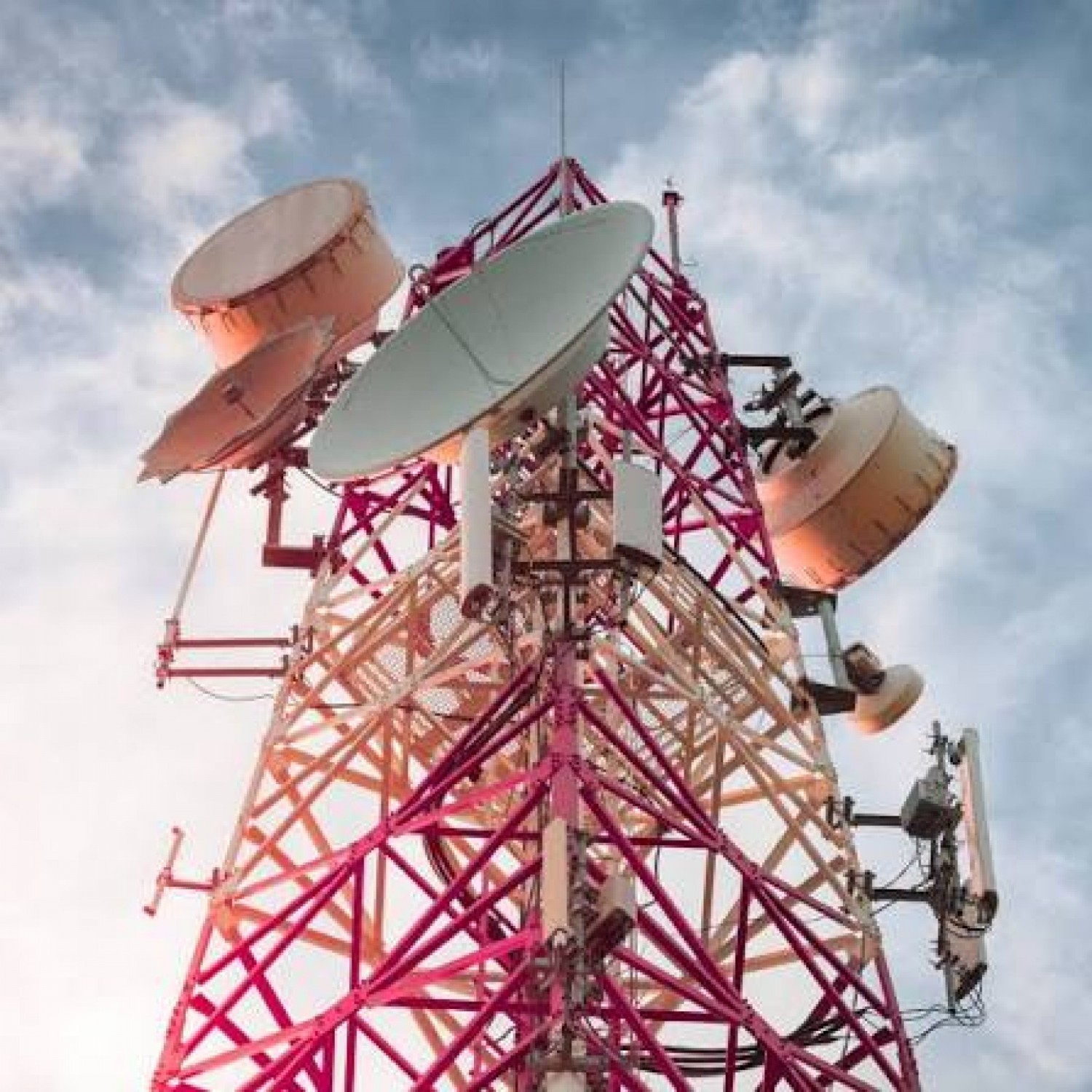 Côte d'Ivoire : Télécommunications, l'Etat mobilise ses experts à Abuja pour renforcer son influence dans la gouvernance numérique en Afrique et dans le monde