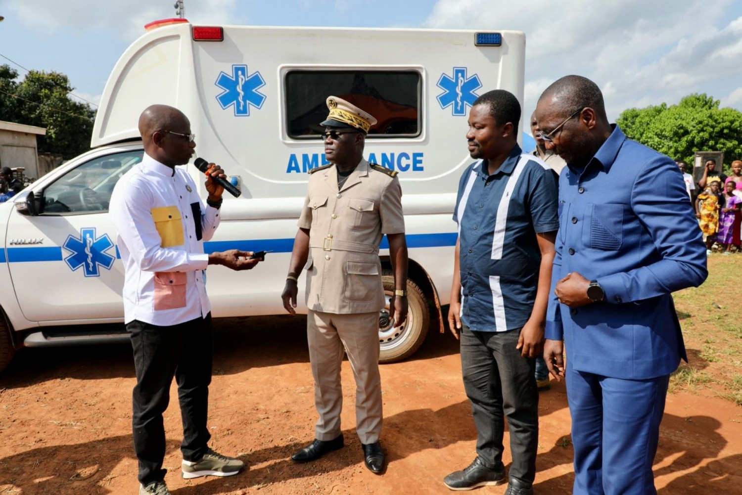 Côte d'Ivoire : Ketro-Bassam, Mamadou Touré met fin au calvaire des évacuations sanitaires avec une ambulance neuve