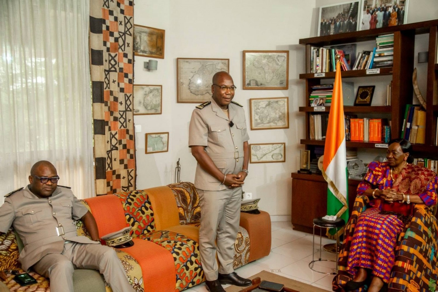 Côte d'Ivoire : Jacqueville, le corps préfectoral sollicite les bénédictions de la Grande Chancelière Honoraire Henriette Diabaté