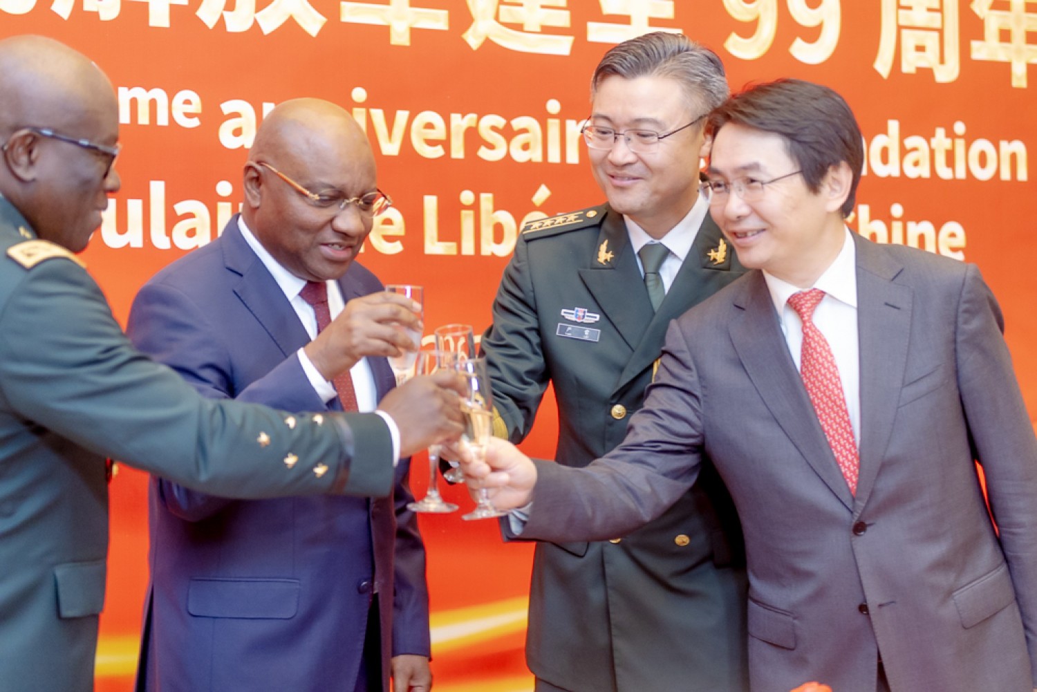 Côte d'Ivoire–Chine : les 99 ans de l'Armée populaire de libération célébrés sous le signe du renforcement de la coopération militaire