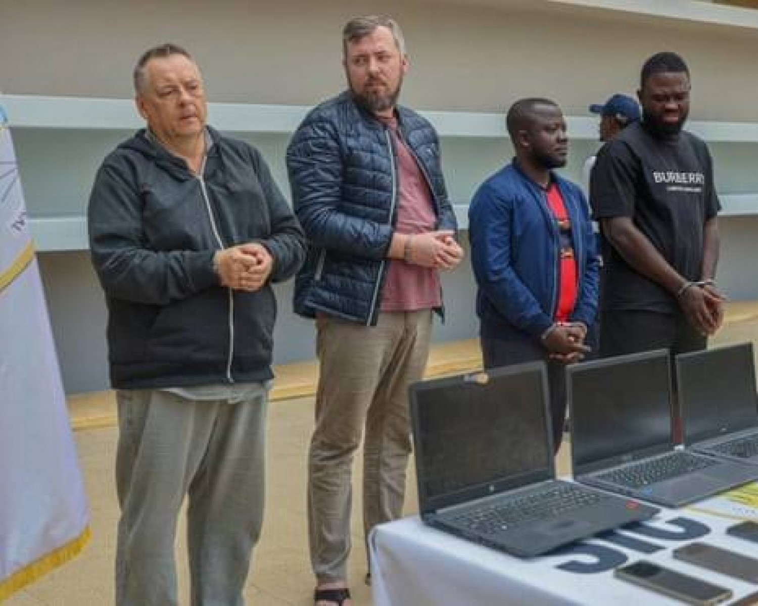 Angola : 8 et 11 ans de prison pour deux Russes accusés d'ingérence avant la présidentielle 2027