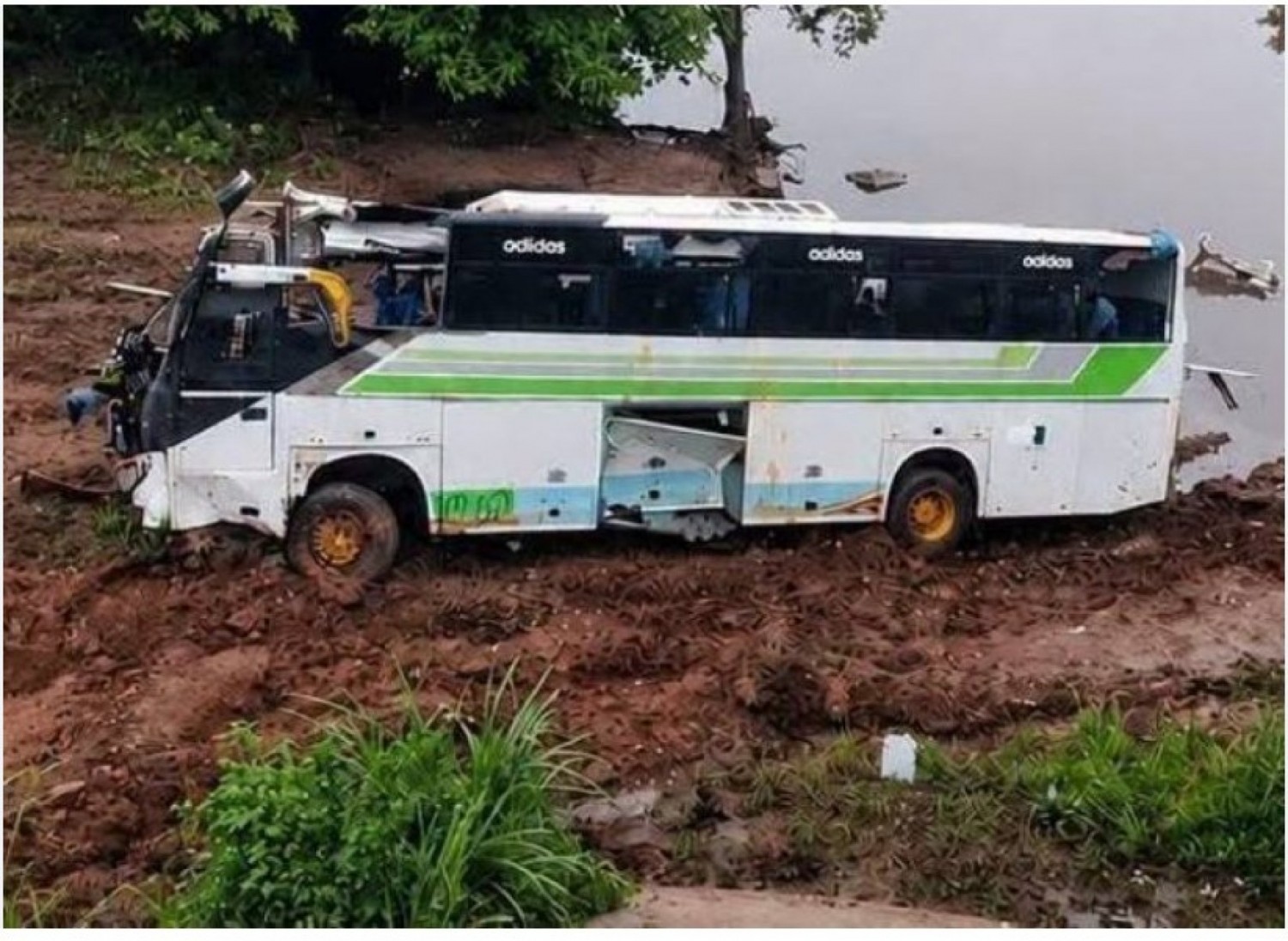 Côte d'Ivoire : Accident survenu sur l'axe Touba-Biankouma (39) morts, suspension de la carte de transporteur de la société suivie d'autres sanctions