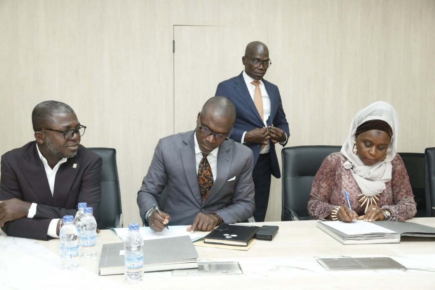 Côte d'Ivoire : PETROCI Holding prend officiellement le contrôle des opérations du champ Espoir (CI-26)