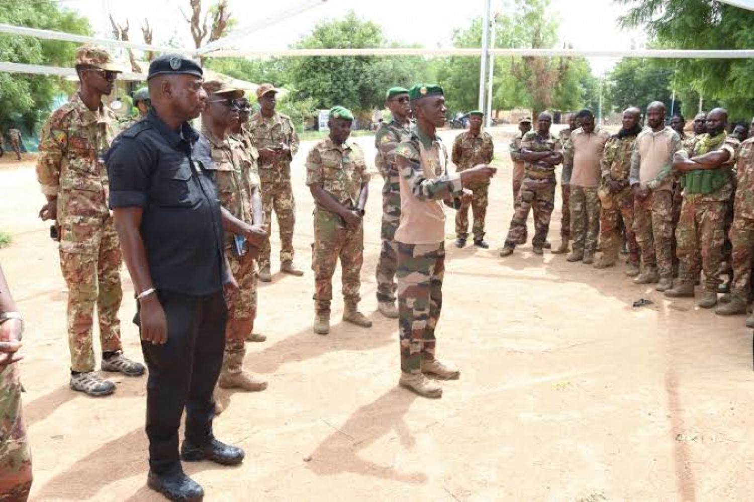 Mali : Les FAMa accueillent 254 anciens combattants issus de groupes armés
