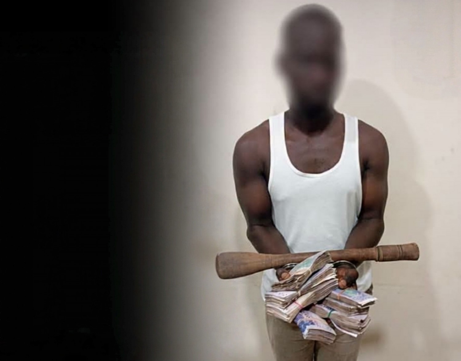 Côte d'Ivoire : Daloa, il tue son collègue et cache 38 millions dans une fosse septique