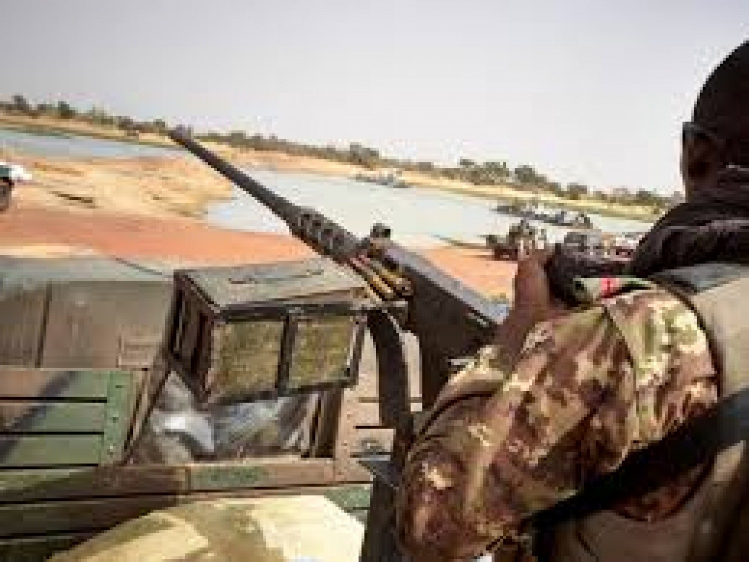 Mali : Le JNIM revendique l'attaque d'une caserne à San, au moins 10 militaires tués
