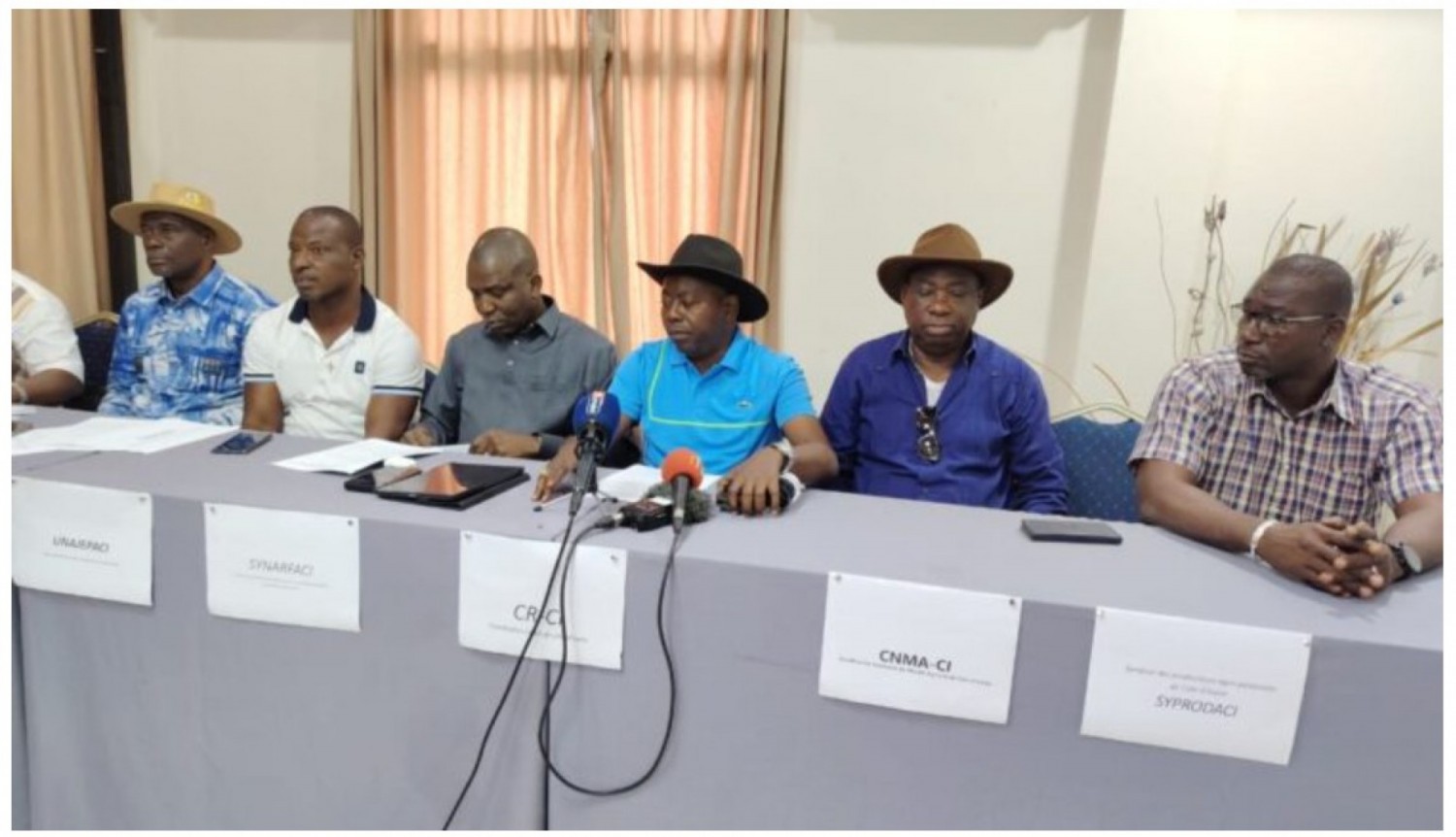 Côte d'Ivoire : Clôture du programme d'achat des 100 000 tonnes de cacao, les organisations agricoles exigent un audit pour dissiper les doutes, « 20 000 tonnes » en attente