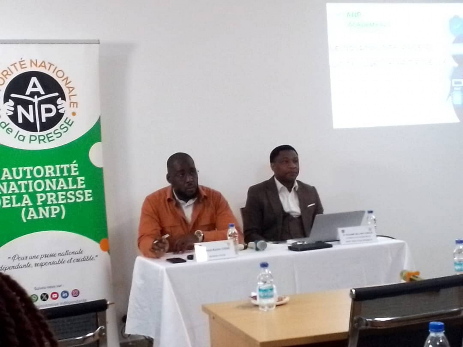 Côte d'Ivoire : Journalisme à l'ère de l'IA, un expert propose un « contrat social » pour mieux encadrer l'usage de l'Intelligence artificielle
