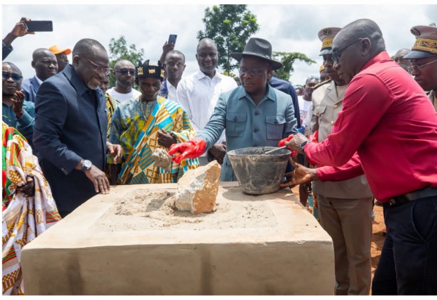 Côte d'Ivoire : Pierre Dimba pose de la première pierre d'un centre de santé rural à Allepia (Rubino)