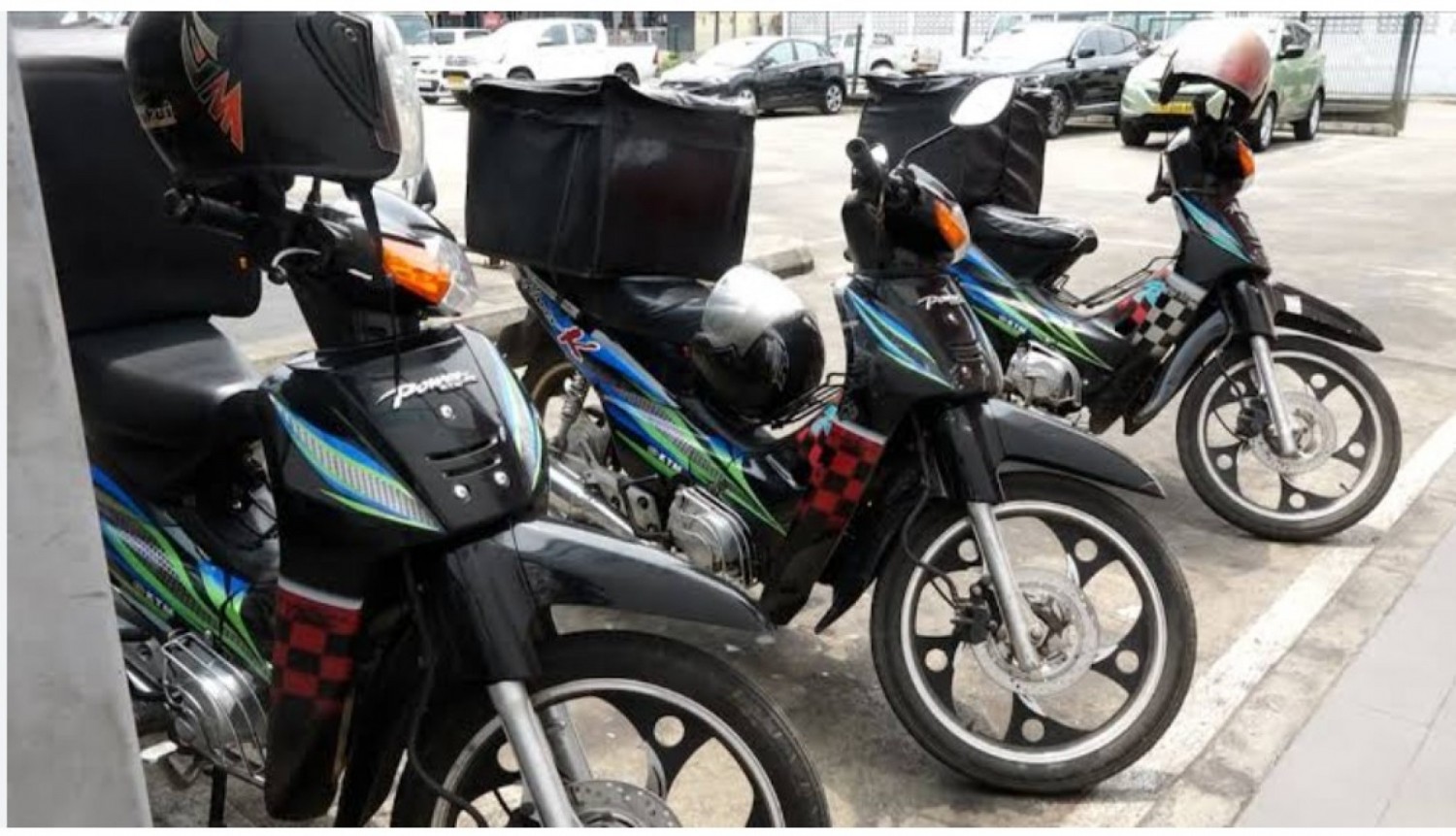 Côte d'Ivoire : 81 tués sur les routes de janvier à août 2026, l'Oser lance une formation gratuite à l'endroit des livreurs à moto d'Abidjan