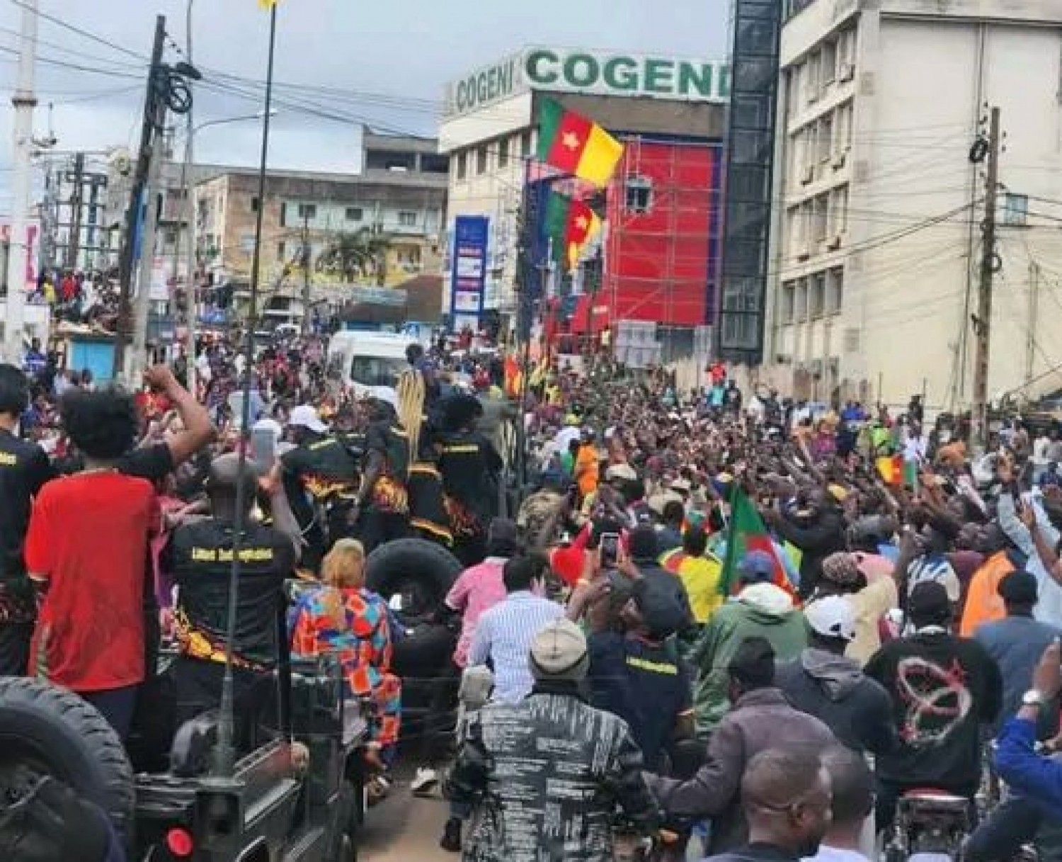 Cameroun : Yaoundé en liesse, accueil triomphal des nouvelles reines du football féminin africain