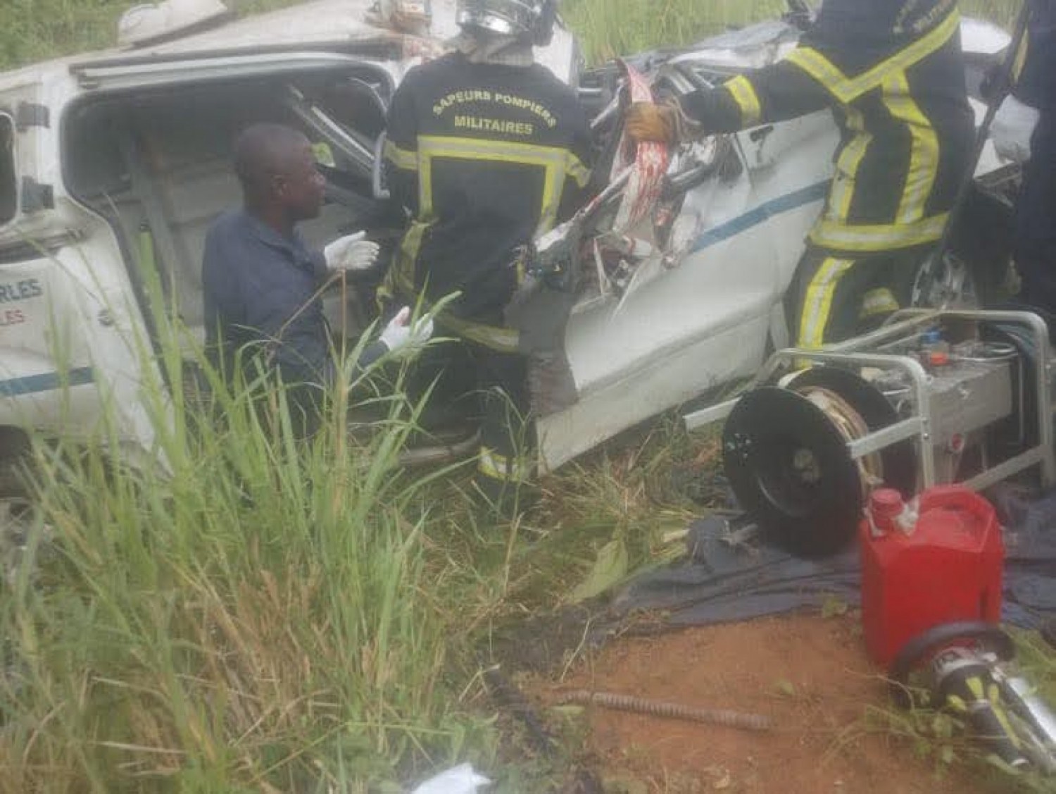 Côte d'Ivoire : Autoroute du Nord, une ambulance fait une sortie de route, deux morts et cinq blessés graves