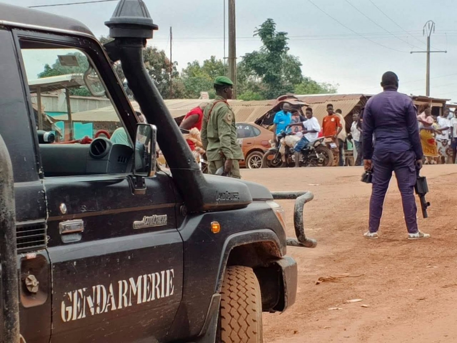Côte d'Ivoire : N'Guessankro (Bongouanou), des jeunes s'opposent à une opération de la gendarmerie contre l'orpaillage illégal