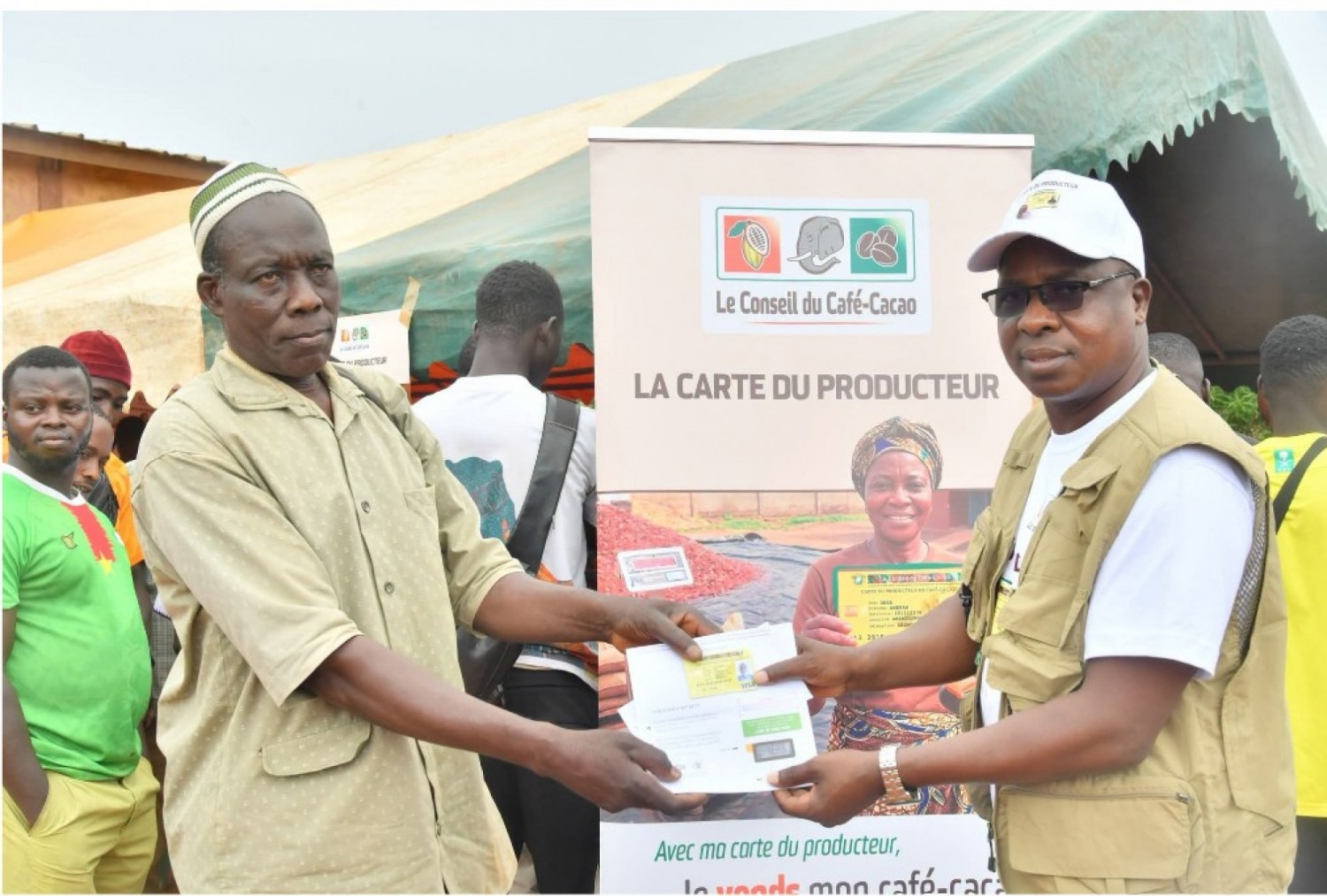 Côte d'Ivoire : Avant la campagne Café-Cacao, le taux d'exécution des cartes du producteur atteint près de 90%
