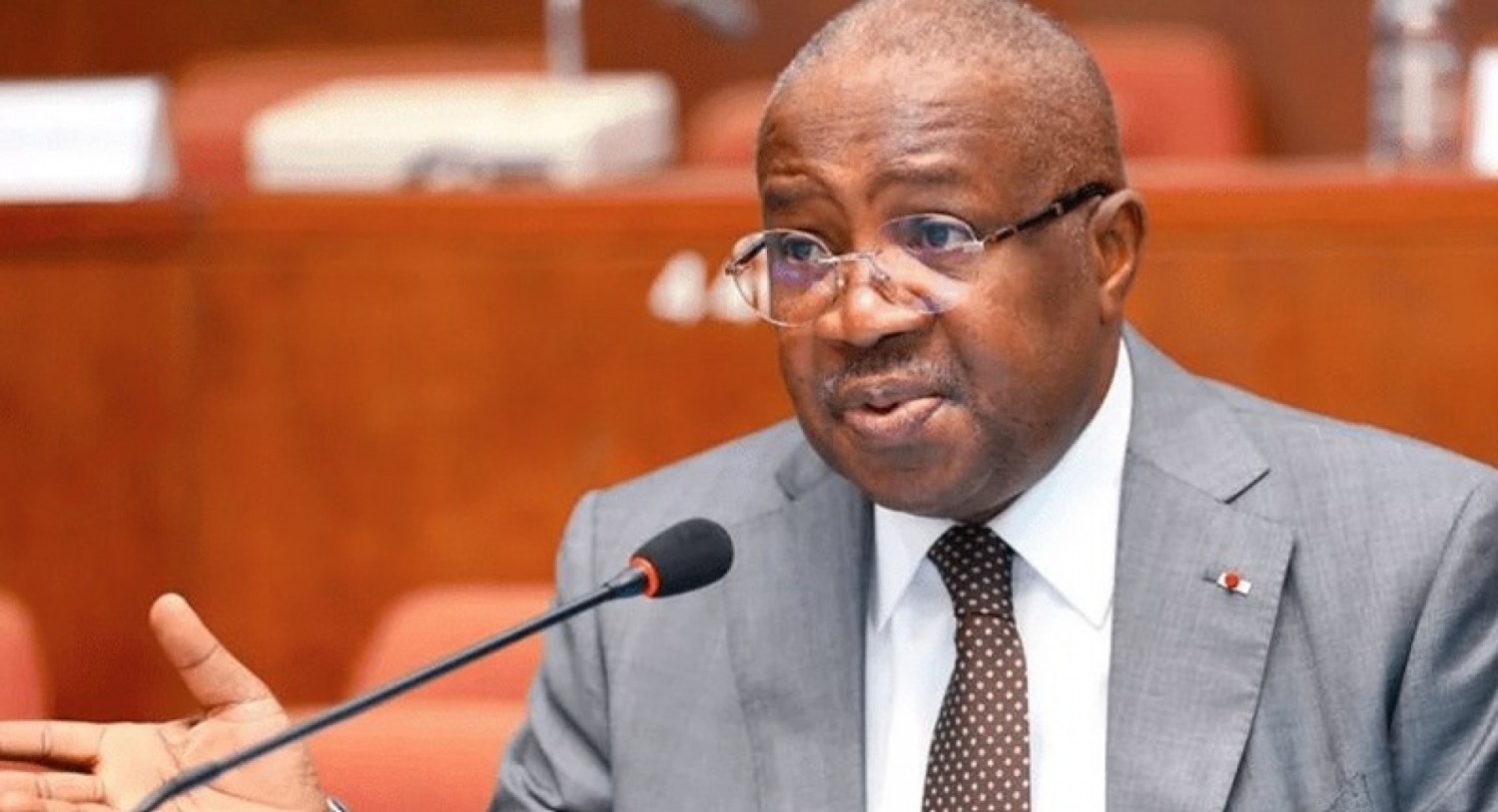Côte d'Ivoire : Justice, Sansan Kambilé interdit à plusieurs agents d'affaires judiciaires d'exercer