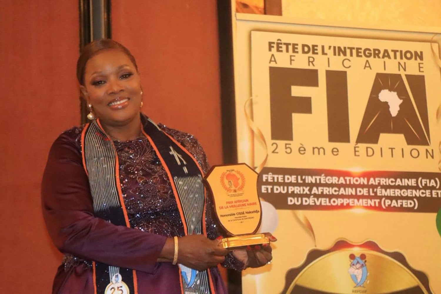 Côte d'Ivoire : Distinctions, faut-il recadrer certains prix décernés aux autorités par des ONG ?
