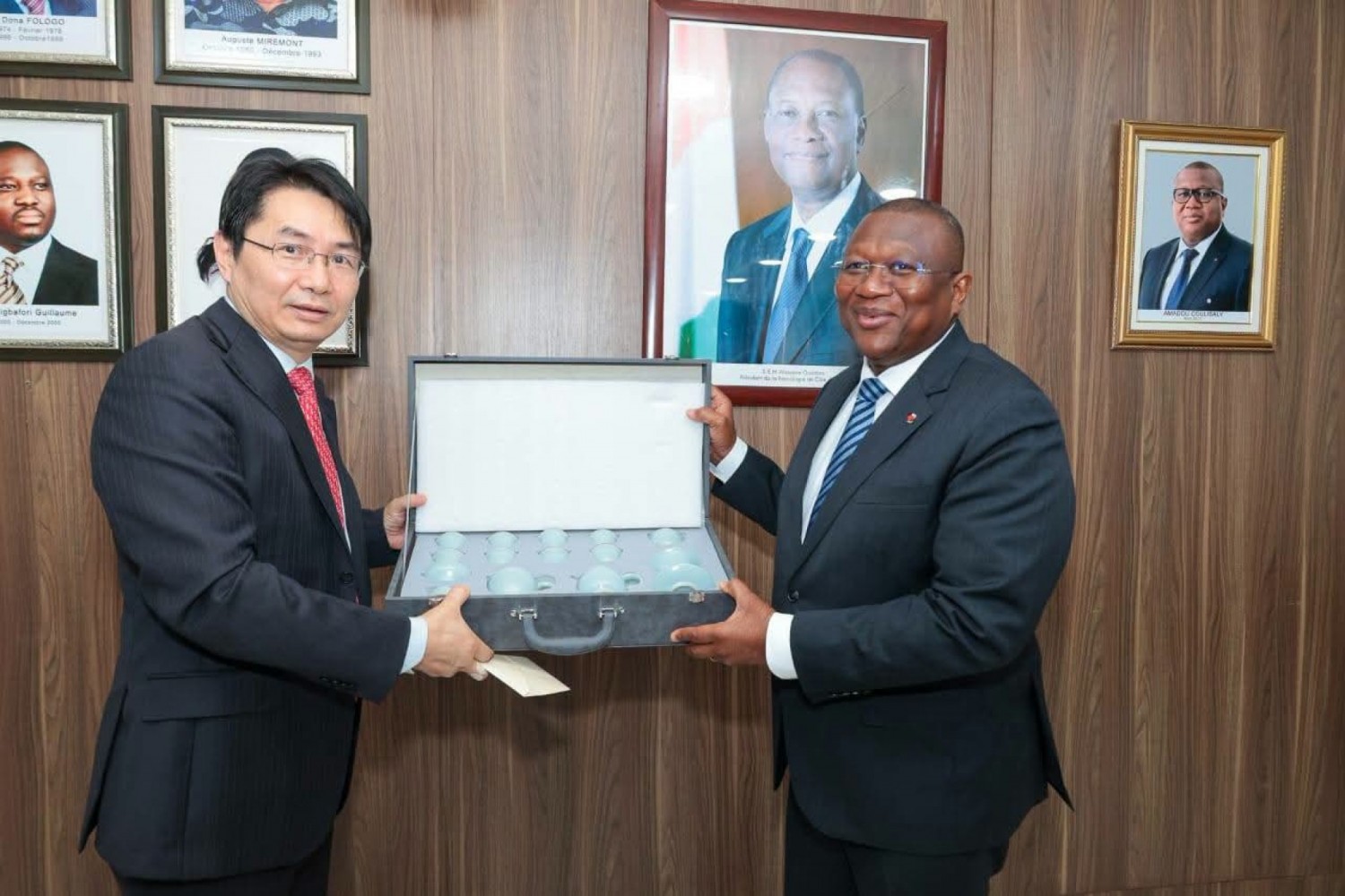 Côte d'Ivoire-Chine : Abidjan veut renforcer les liens avec Pékin sur les médias, le commerce et l'IA