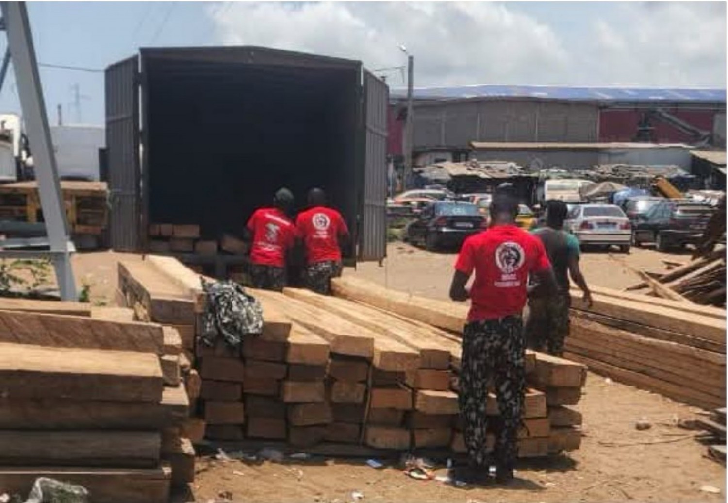 Côte d'Ivoire : Saisie de 350 éléments de bois d'œuvre issus du sciage illégal