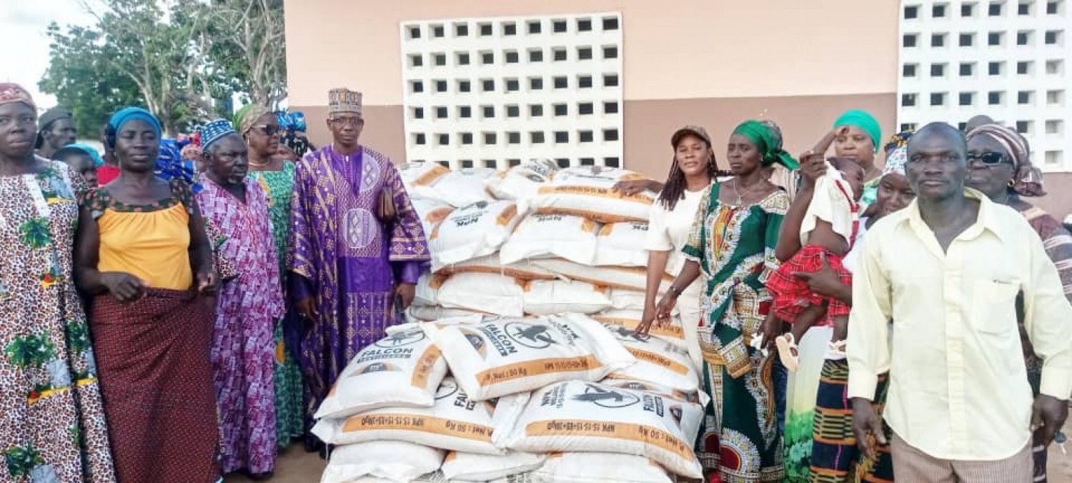 Côte d'Ivoire : Ferké, Téné Birahima Ouattara via la Fased-ci soutient les femmes de Sokoro