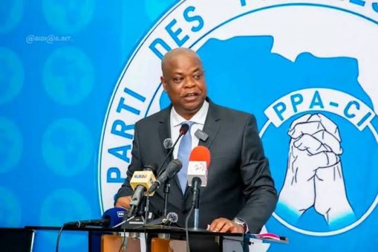 Côte d'Ivoire : Affaire Katinan, Amadou Coulibaly renvoie le RHDP à ses responsabilités et défend une liberté d'expression « accompagnée de responsabilité »