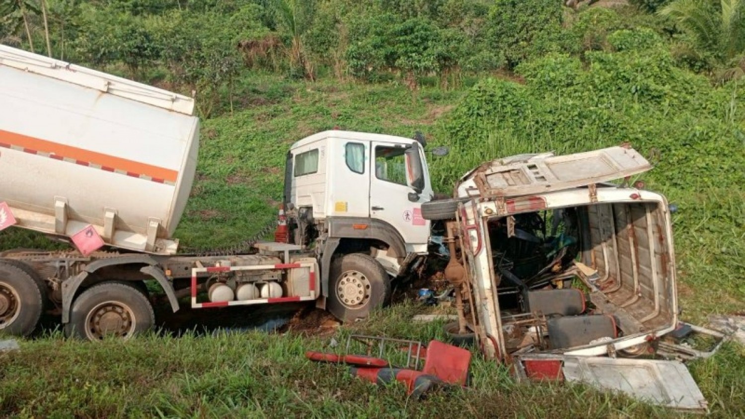 Côte d'Ivoire : Accident mortel sur l'axe Agou-Azaguié, 6 tués dont 5 enfants, une enquête ouverte