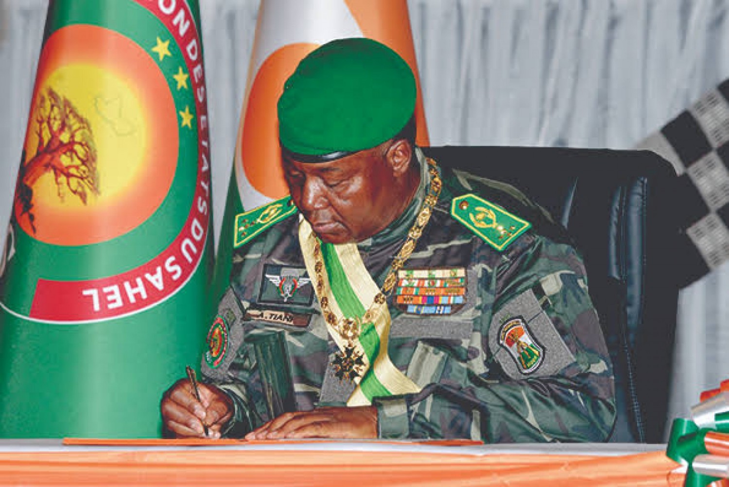 Niger : Tiani remanie le gouvernement et nomme quatre nouveaux ministres