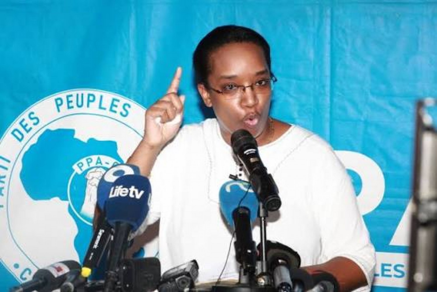Côte d'Ivoire : Braman Koné    annonce des poursuites et un mandat d'arrêt contre Habiba Touré