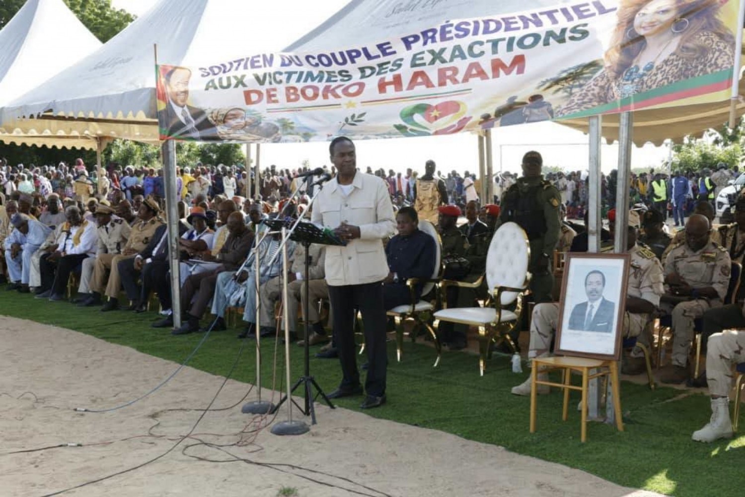 Cameroun : À Waza, 5 000 victimes de Boko Haram reçoivent l'aide de Paul et Chantal Biya