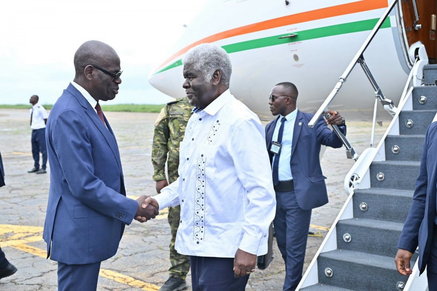 Côte d'Ivoire-Guinée : Le PM Beugré Mambé représente le chef de l'Etat à la fête de l'Indépendance de Guinée