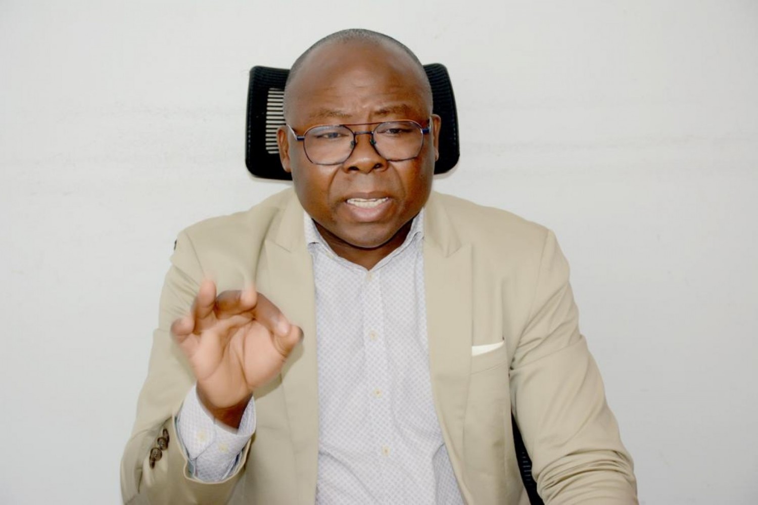 Côte d'Ivoire : Situation politique tendue, Séraphin Prao (LDCI) au gouvernement : « Mettez balle à terre et libérez Dr Koné Katinan »