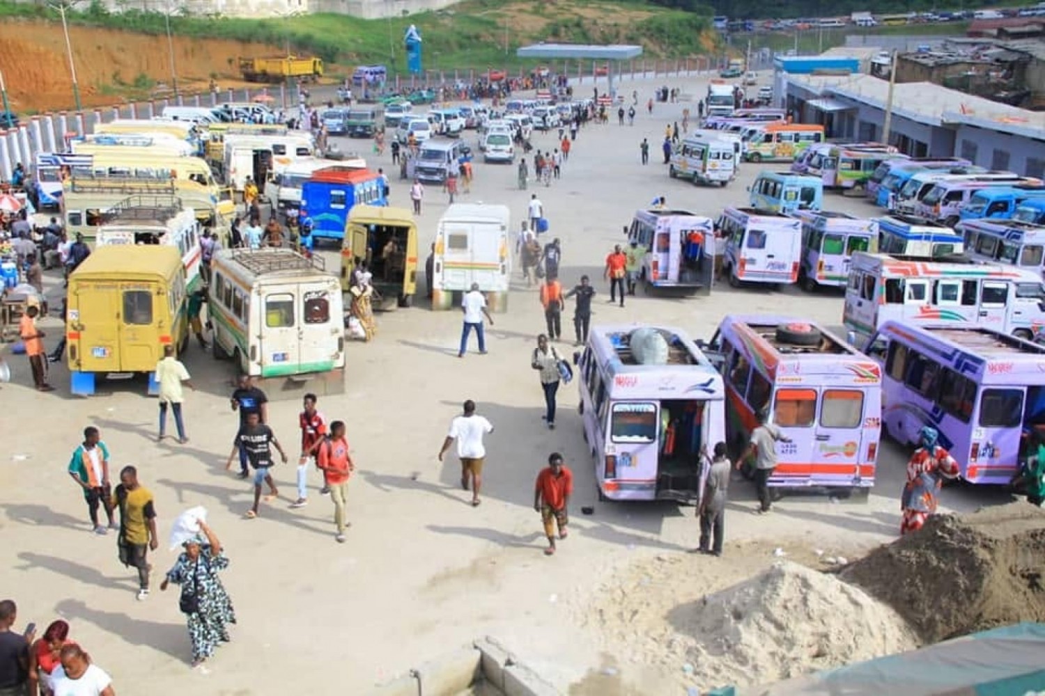 Côte d'Ivoire : Gestion de la Gare d'Agban (Attécoubé), 05 mesures arrêtées pour mettre fin au désordre