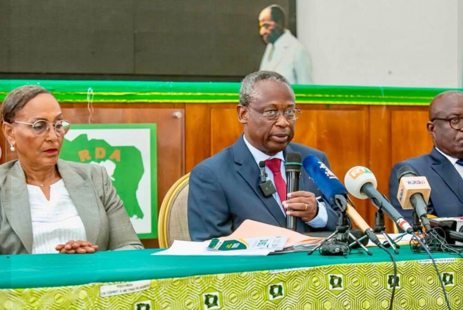 Côte d'Ivoire : Le PDCI se réjouit des actions contre l'orpaillage illégal, mais réclame un audit exhaustif des permis d'exploitation déjà délivrés