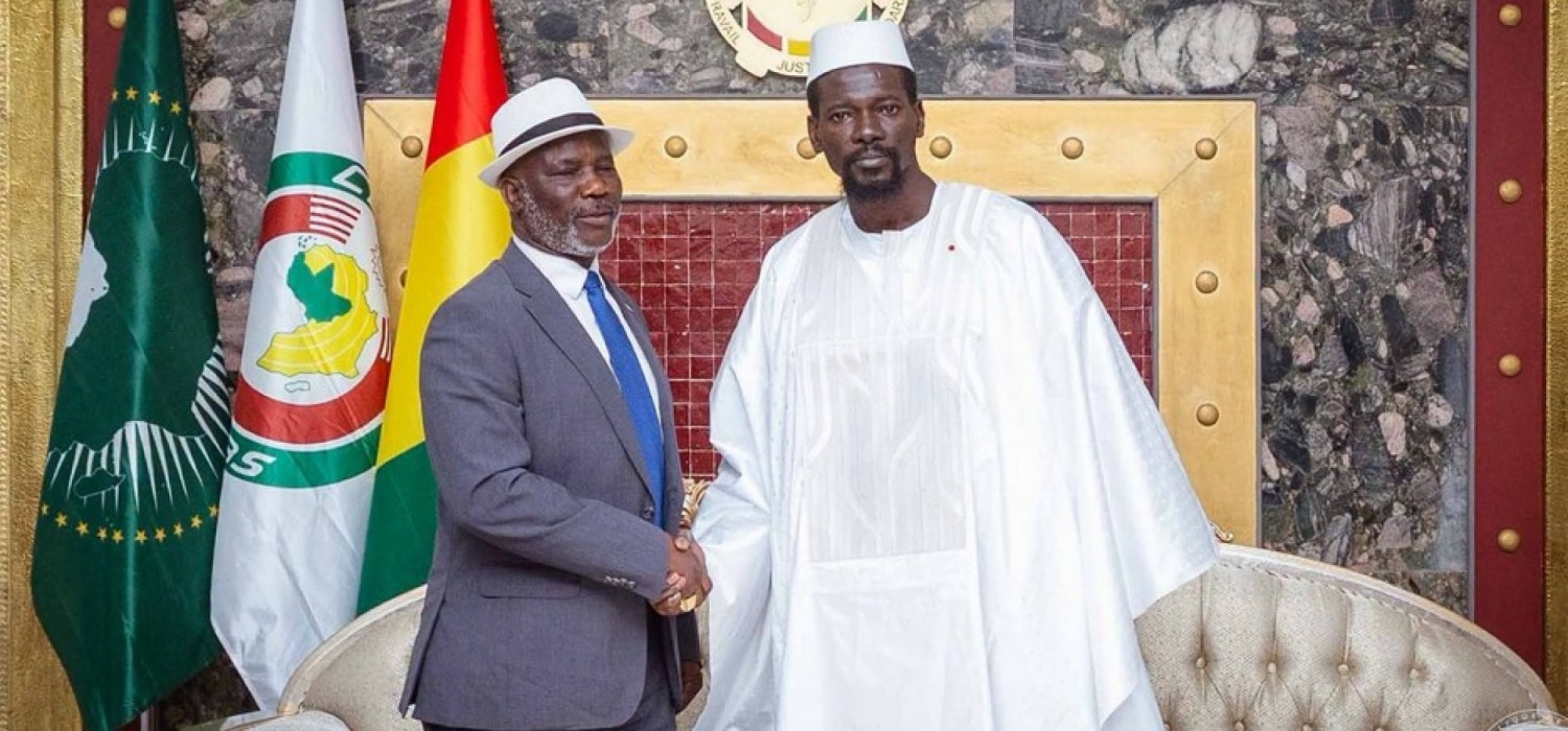 Liberia-Guinée :  Richard Koon appelle à une coopération fraternelle entre Boakai et Doumbouya