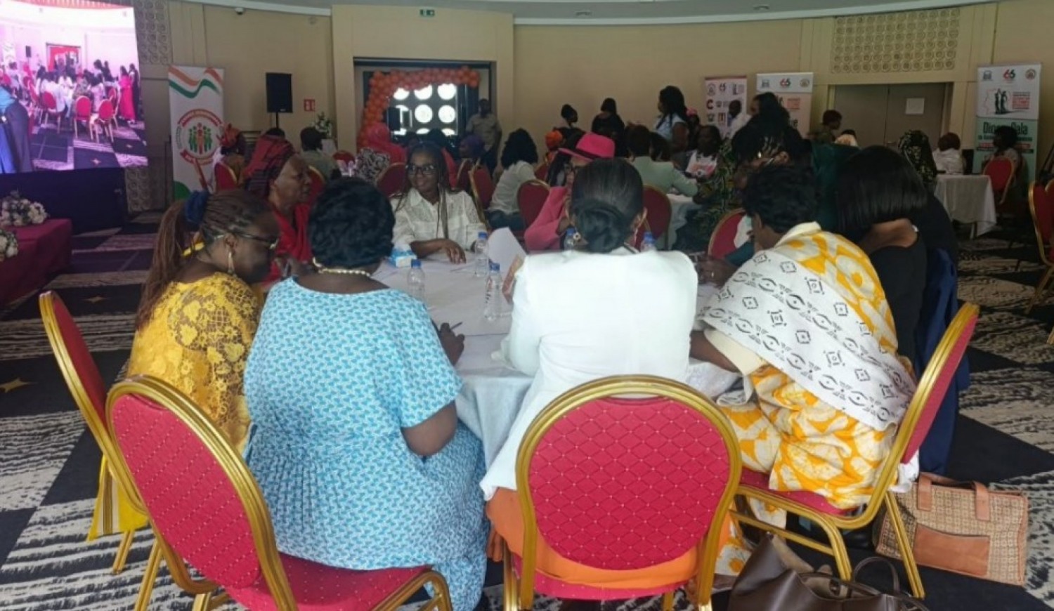Côte d'Ivoire : Leadership féminin, les femmes veulent imposer le quota de 30 % dans les compétitions électorales et réclament plus de financement pour leurs activités