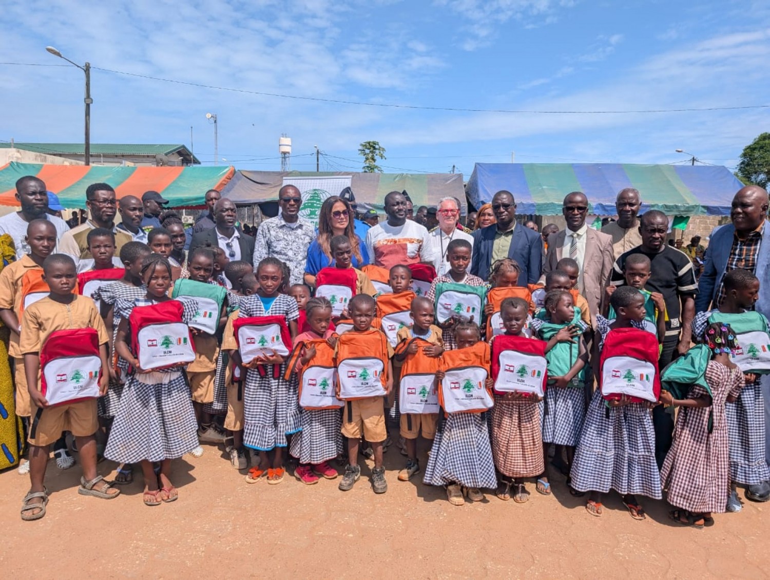 Côte d'Ivoire : Gbôklê, des kits scolaires pour les élèves et du matériel didactique à la disposition des enseignants