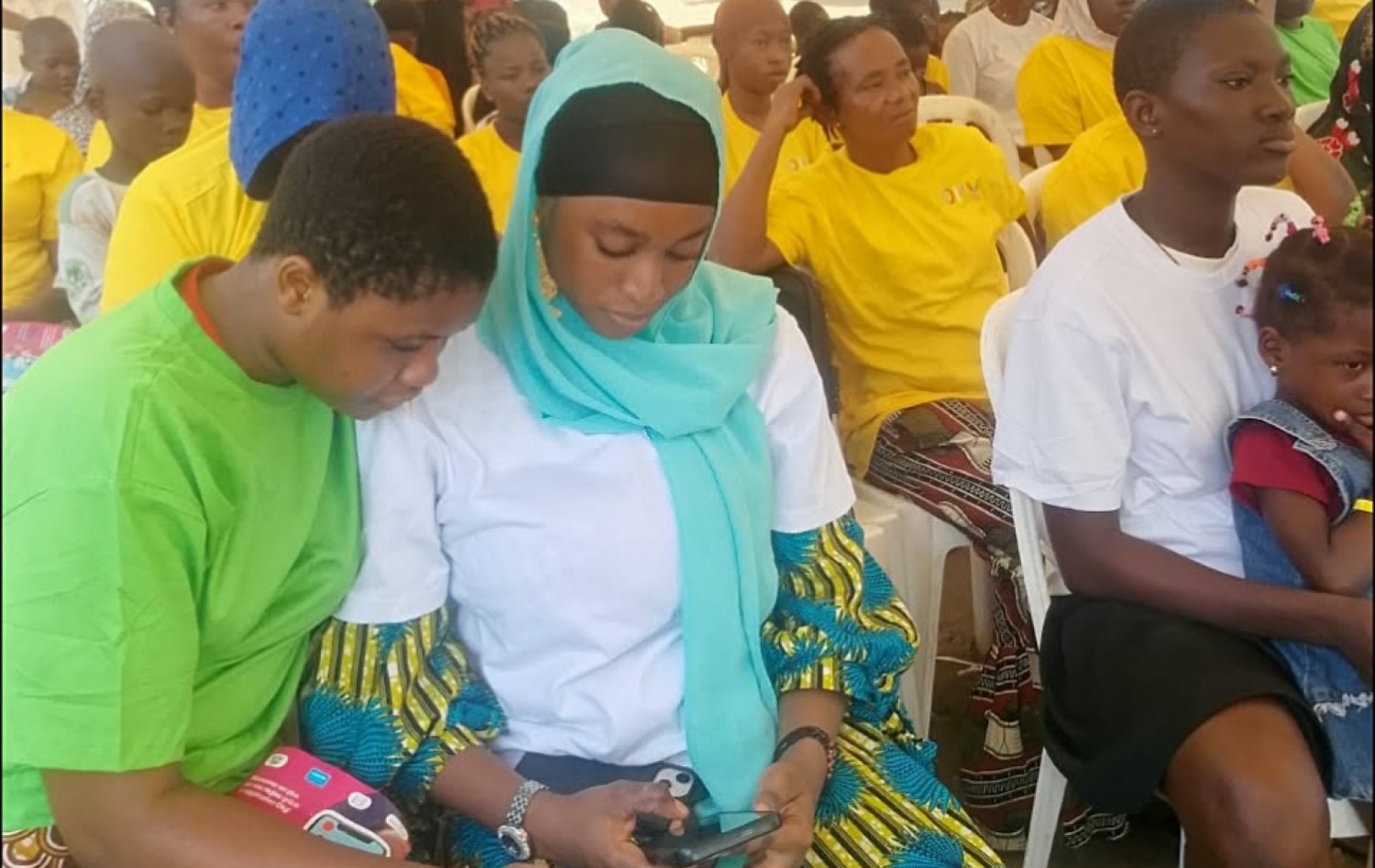 Côte d'Ivoire : Yopougon-Attié, l'OSEFF sensibilise les jeunes filles à l'hygiène menstruelle