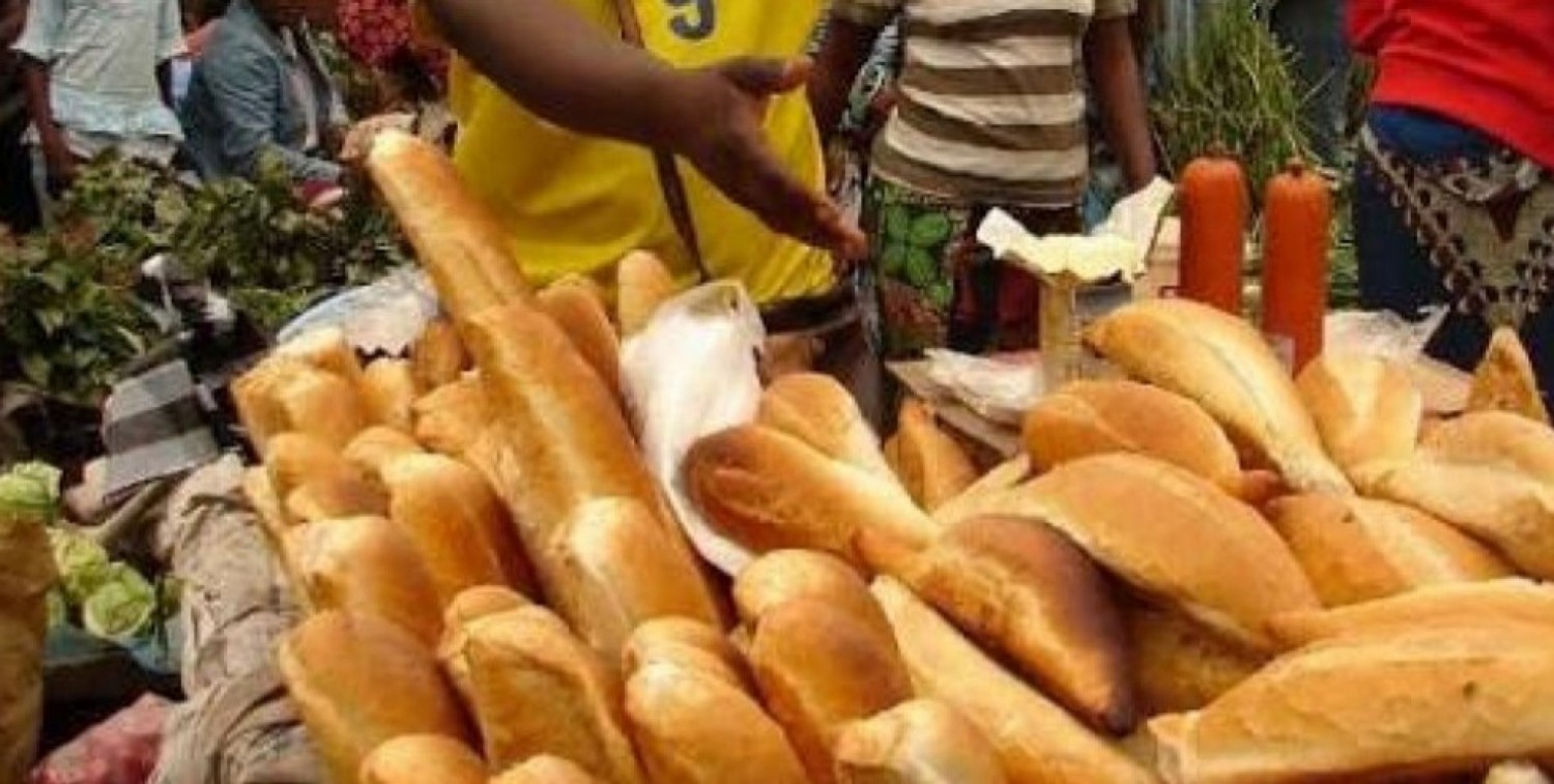 Côte d'Ivoire : Onze ans après son interdiction, le commerce du pain dans la rue prospère toujours, le symbole d'une réglementation difficile à appliquer