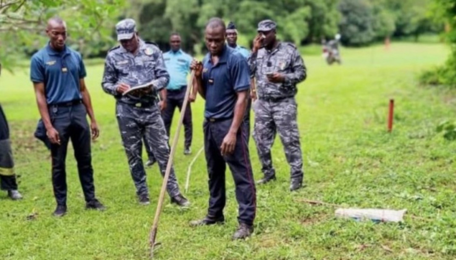 Côte d'Ivoire : Yamoussoukro, alerte pour une carcasse de crocodile dans le lac enceinte Golf Hôtel