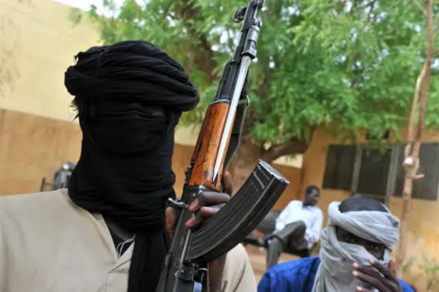 Mali : Le Jnim et l'État islamique s'affrontent à la frontière Mali-Burkina, des centaines de morts