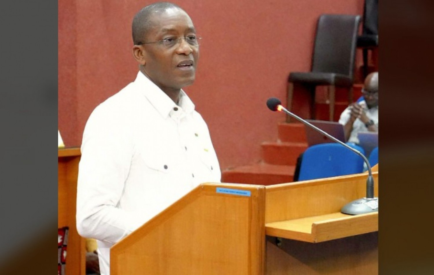 Burkina Faso : le gouvernement verrouille ses secteurs souverains en interdisant leur privatisation