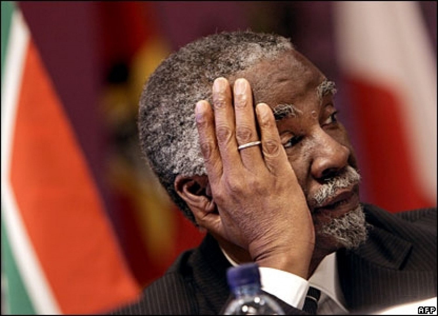 Afrique du Sud : Thabo Mbeki appelé à s'expliquer sur les crimes de l'apartheid restés impunis