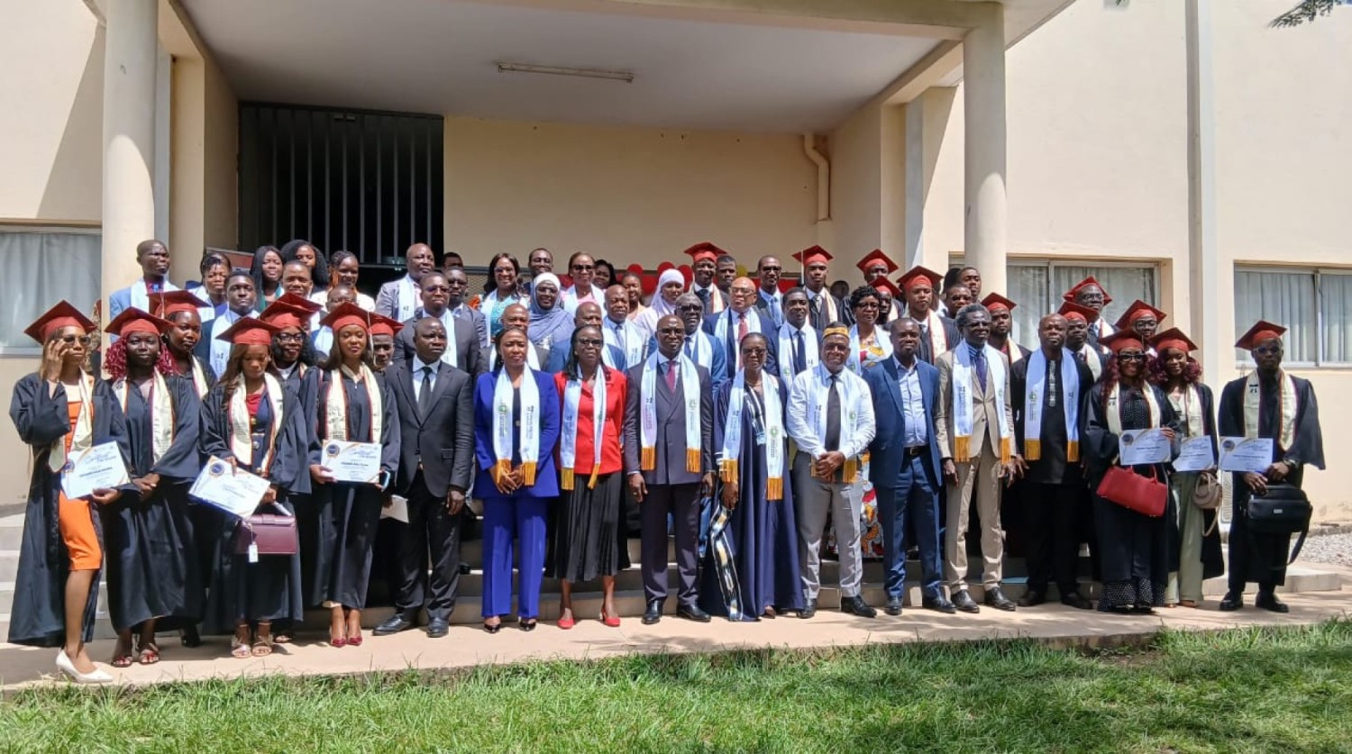 Côte d'Ivoire : Bouaké, l'UAO célèbre la 10e promotion du Master en Marchés publics et Partenariats public-privé et accueille la 11e