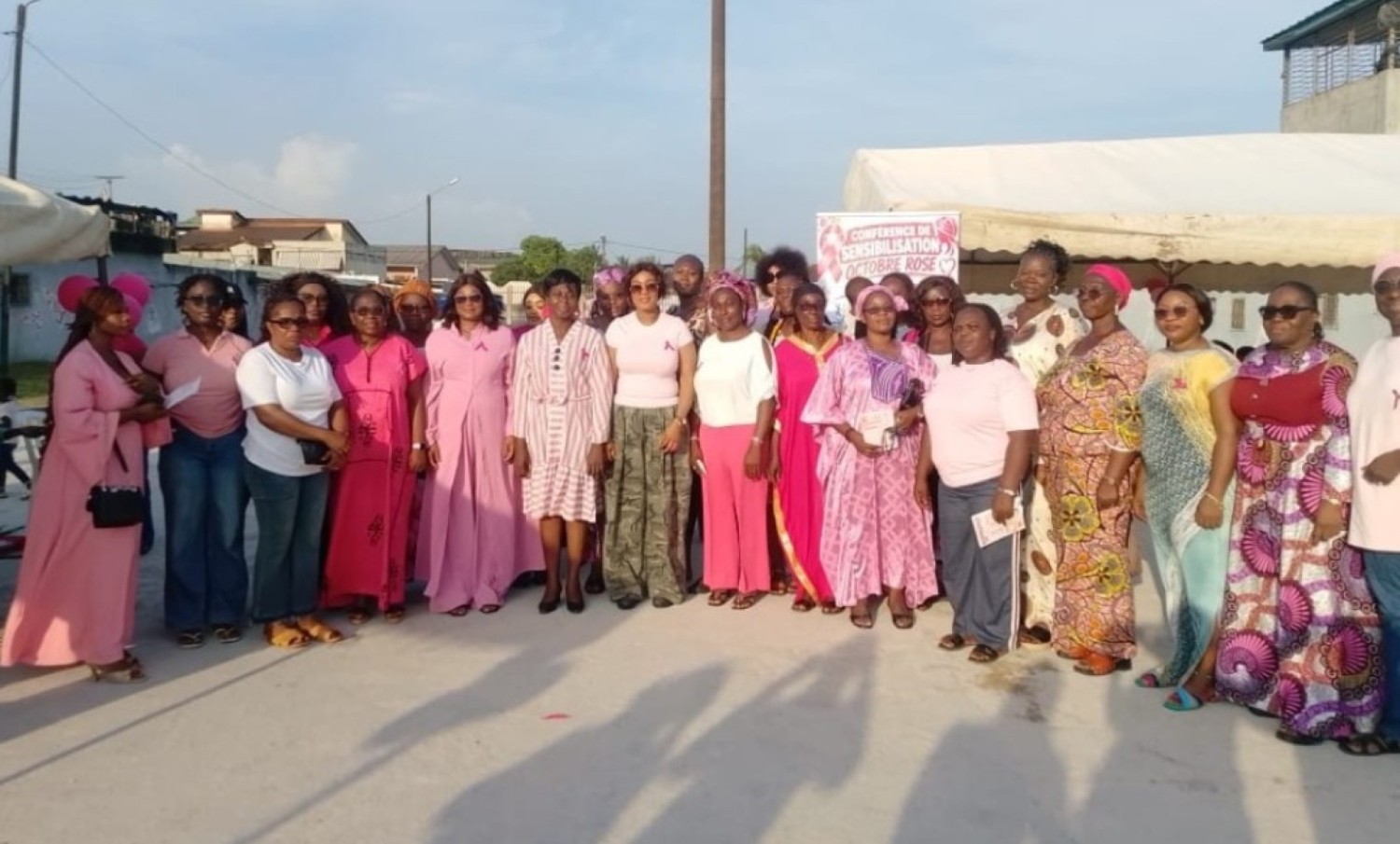 Côte d'Ivoire : Octobre Rose, les femmes de Angré Star 6  se mobilisent contre le cancer du sein